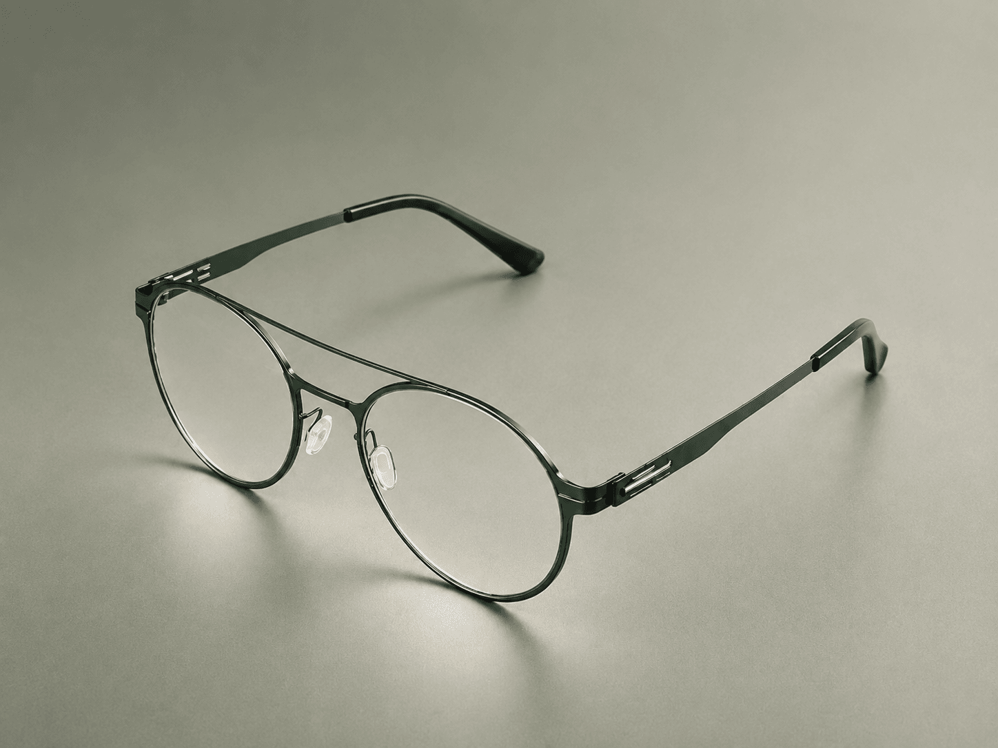 Canopy green metal frame with both temples open