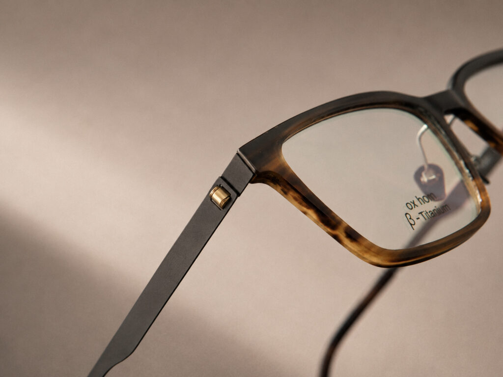 Three-quarter view of the Strata buffalo horn frame